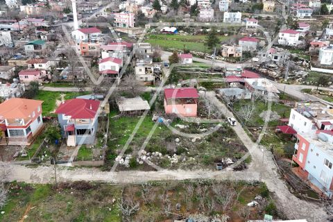 erdemli arslanlı mahallesi 874 m2 arsa