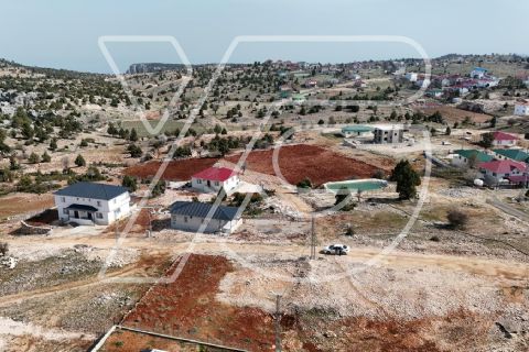 mersin erdemli arkıt mevkinde satılık arsa