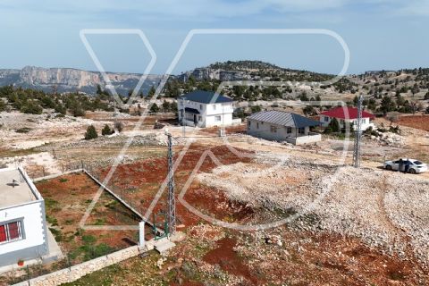 mersin erdemli arkıt mevkinde satılık arsa